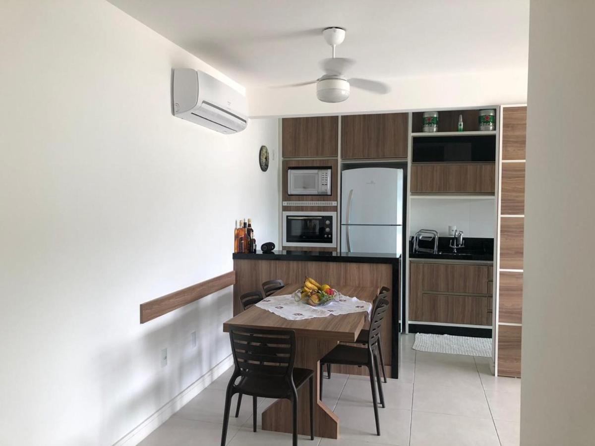 Lindo Apartamento Praia De Palmas Lejlighed Governador Celso Ramos Eksteriør billede