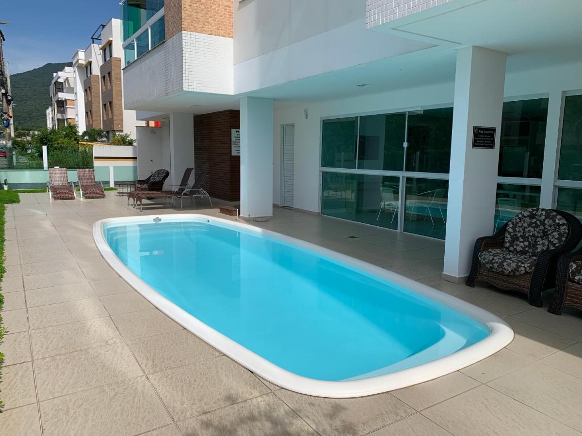 Lindo Apartamento Praia De Palmas Lejlighed Governador Celso Ramos Eksteriør billede